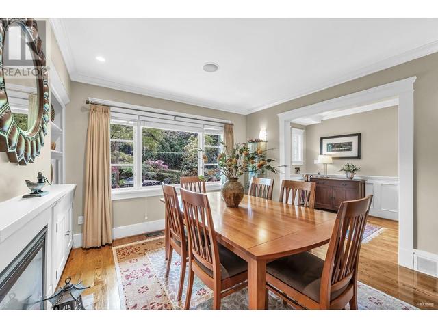 2511 W 1st Avenue, House detached with 2 bedrooms, 3 bathrooms and 1 parking in Vancouver BC | Image 6