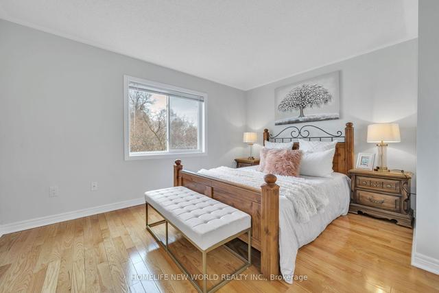 66f Finch Ave W, Townhouse with 3 bedrooms, 3 bathrooms and 2 parking in Toronto ON | Image 15