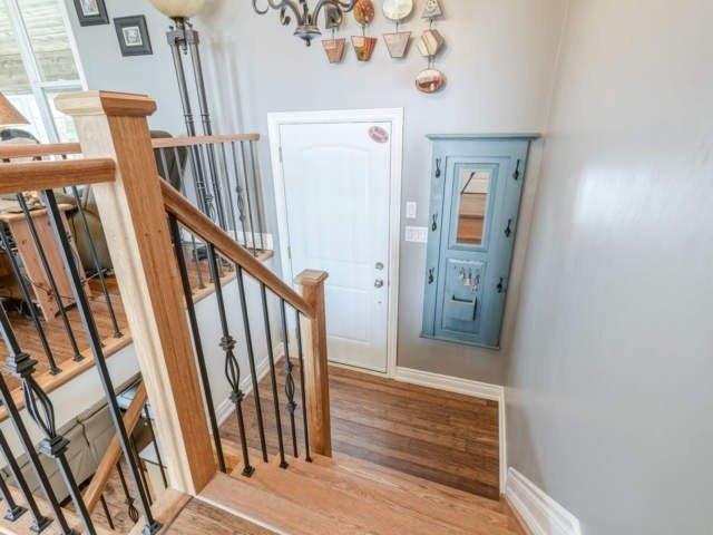828 Concession 8 Rd W, House detached with 3 bedrooms, 2 bathrooms and 7 parking in Hamilton ON | Image 5
