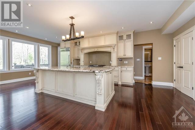 6267 Emerald Links Drive, House detached with 5 bedrooms, 4 bathrooms and 3 parking in Ottawa ON | Image 7