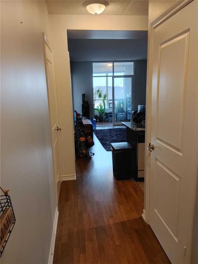 601 - 9235 Jane St, Condo with 1 bedrooms, 1 bathrooms and 1 parking in Vaughan ON | Image 2