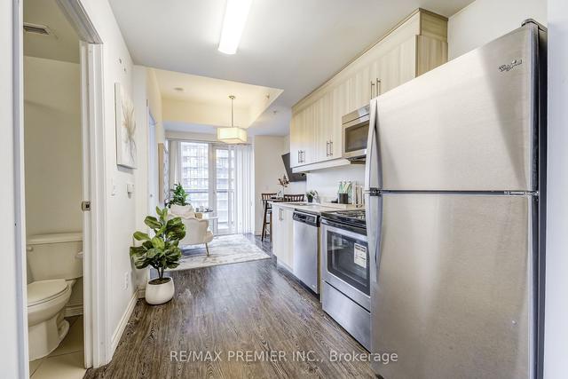 701 - 160 King St N, Condo with 2 bedrooms, 2 bathrooms and 0 parking in Waterloo ON | Image 3
