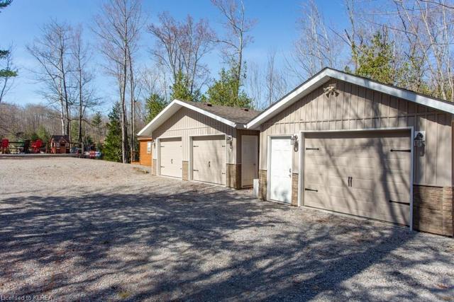 44 Fire Route 394, House detached with 4 bedrooms, 3 bathrooms and 15 parking in Trent Lakes ON | Image 49