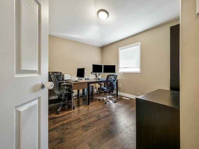 10 Canyoncrest Court W, House detached with 4 bedrooms, 3 bathrooms and 4 parking in Lethbridge AB | Image 24
