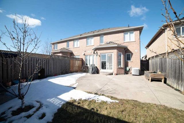 5426 Robjen Rd, House semidetached with 4 bedrooms, 4 bathrooms and 3 parking in Burlington ON | Image 17