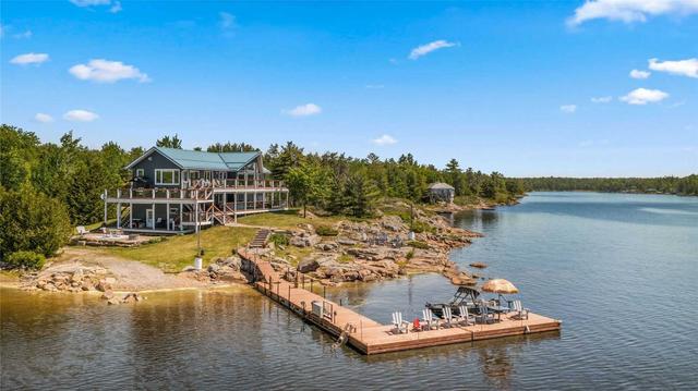 81 Rattlebear Dr, House detached with 6 bedrooms, 4 bathrooms and 8 parking in The Archipelago ON | Image 1