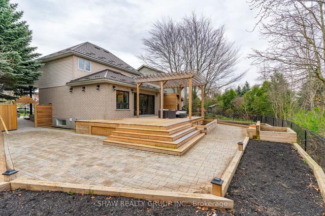 24 Gaw Cres, House detached with 3 bedrooms, 3 bathrooms and 6 parking in Guelph ON | Image 25