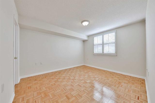 308 - 2500 Rutherford Rd W, Condo with 2 bedrooms, 2 bathrooms and 1 parking in Vaughan ON | Image 18