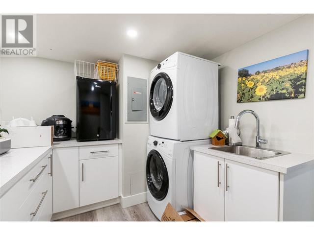 203 - 86 Lakeshore Drive, Condo with 2 bedrooms, 2 bathrooms and 2 parking in Penticton BC | Image 21