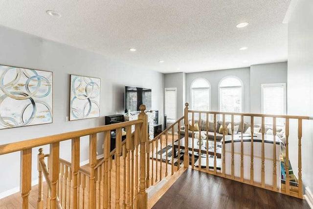 26 Hillpath Cres, House detached with 4 bedrooms, 3 bathrooms and 6 parking in Brampton ON | Image 18