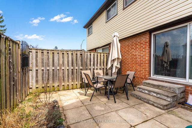 53 - 890 Limeridge Rd E, Townhouse with 4 bedrooms, 1 bathrooms and 2 parking in Hamilton ON | Image 33