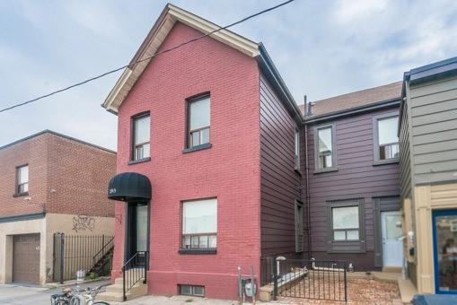 Upper - 293 Harbord St, House detached with 1 bedrooms, 1 bathrooms and null parking in Toronto ON | Image 1