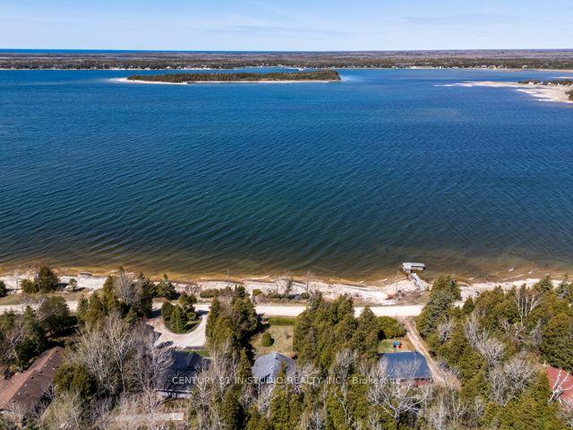 203 Hardwick Cove Rd, House detached with 2 bedrooms, 1 bathrooms and 4 parking in Northern Bruce Peninsula ON | Image 37