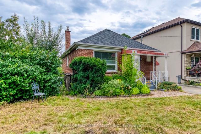 59 Aldgate Ave, House detached with 2 bedrooms, 2 bathrooms and 6 parking in Toronto ON | Image 12