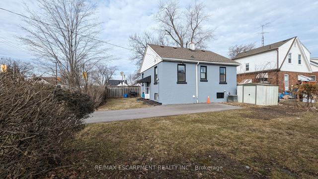 691 Upper James St, House detached with 2 bedrooms, 2 bathrooms and 2 parking in Hamilton ON | Image 18