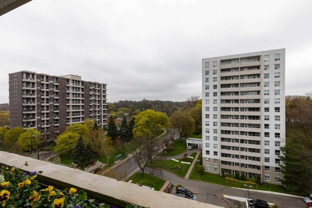 1003 - 45 Southport St, Condo with 3 bedrooms, 2 bathrooms and 1 parking in Toronto ON | Image 16