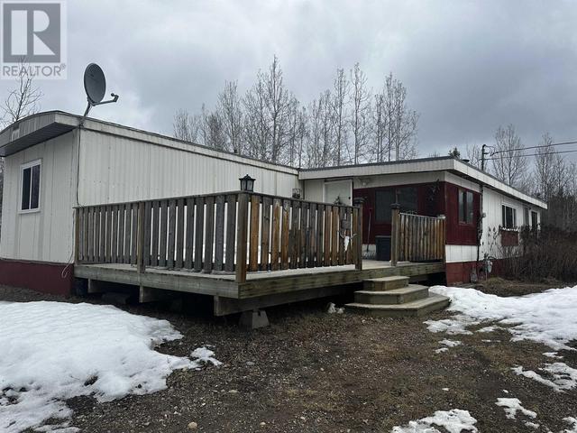 8 Fediw Road, House other with 3 bedrooms, 1 bathrooms and null parking in Northern Rockies BC | Image 2
