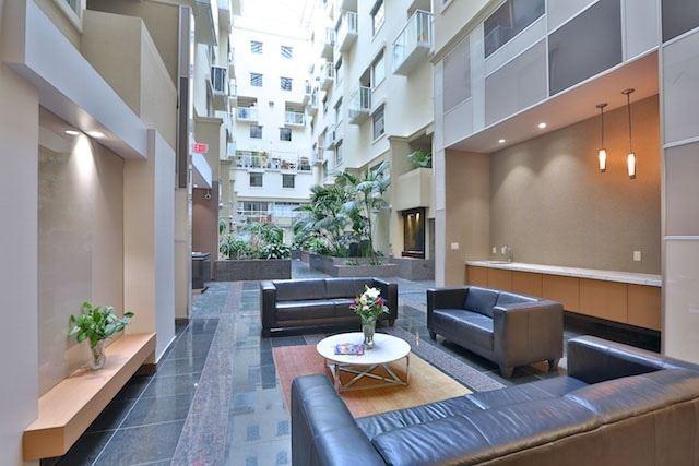 404 - 437 Roncesvalles Ave, Condo with 1 bedrooms, 1 bathrooms and 1 parking in Toronto ON | Image 24
