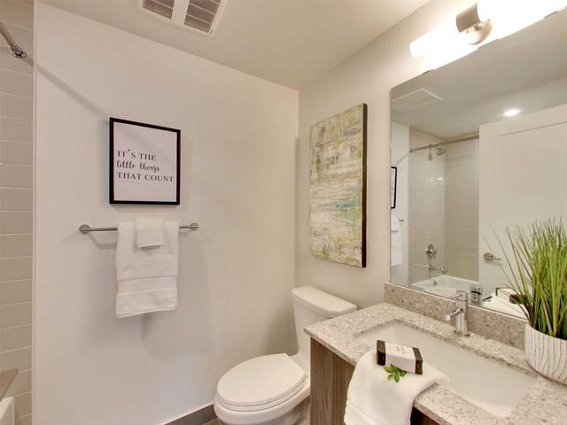 1112w - 27 Bathurst St, Condo with 2 bedrooms, 2 bathrooms and 0 parking in Toronto ON | Image 22