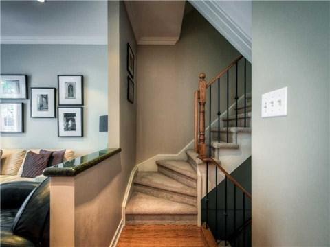 th406 - 31 Avondale Ave, Townhouse with 2 bedrooms, 3 bathrooms and 1 parking in Toronto ON | Image 11