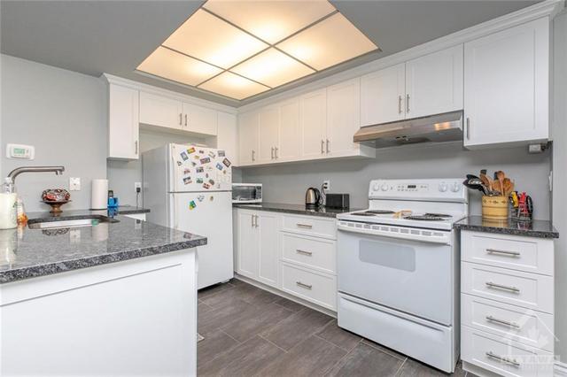 2601 - 500 Laurier Avenue W, Condo with 2 bedrooms, 2 bathrooms and 1 parking in Ottawa ON | Image 10