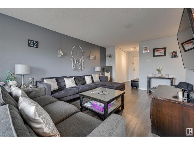 201 - 4601 131 Av Nw, Condo with 2 bedrooms, 1 bathrooms and 2 parking in Edmonton AB | Image 6