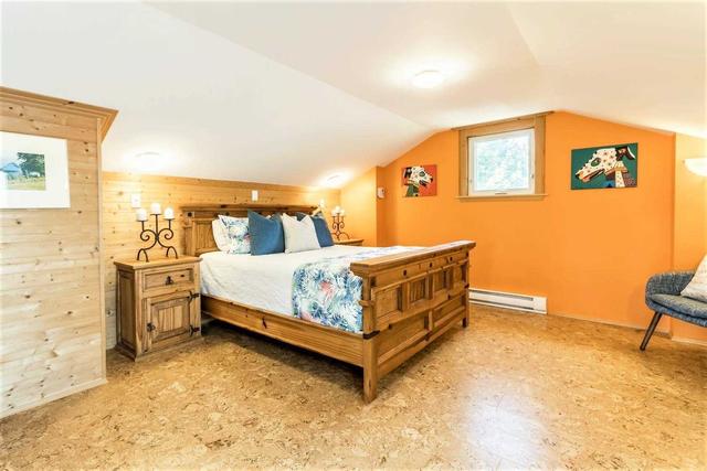 28 Fifth St, House detached with 3 bedrooms, 3 bathrooms and 1 parking in Toronto ON | Image 18