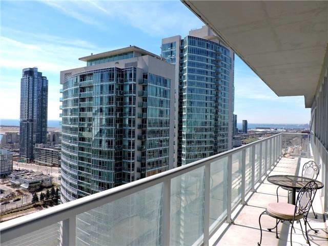 2205 - 352 Front St, Condo with 2 bedrooms, 2 bathrooms and 1 parking in Toronto ON | Image 7