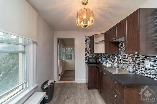 438 Parkdale Avenue, House detached with 4 bedrooms, 2 bathrooms and 6 parking in Ottawa ON | Image 21