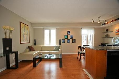 th507 - 46 East Liberty St, Townhouse with 2 bedrooms, 2 bathrooms and 2 parking in Toronto ON | Image 2