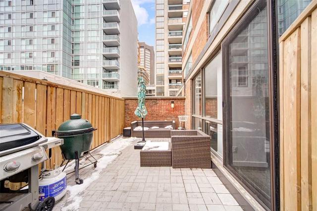 th09 - 73 Mccaul St, Townhouse with 3 bedrooms, 3 bathrooms and 0 parking in Toronto ON | Image 22