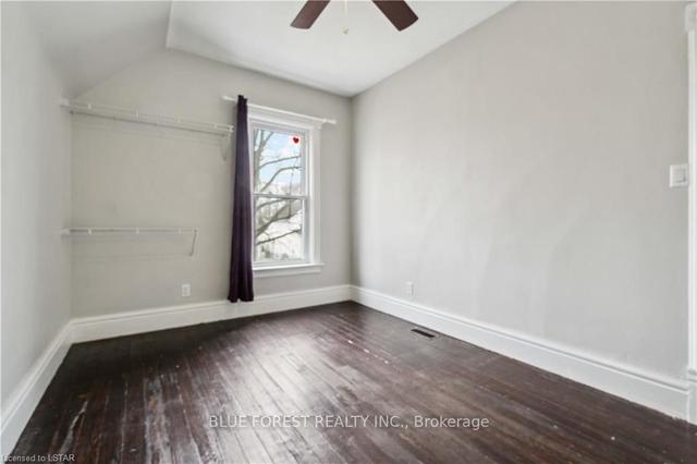 278 Emma St, House detached with 6 bedrooms, 2 bathrooms and 6 parking in Sarnia ON | Image 20
