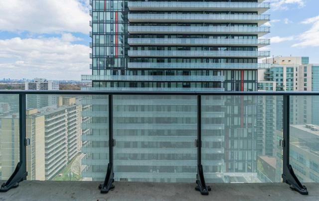1807 - 161 Roehampton Ave, Condo with 2 bedrooms, 2 bathrooms and 1 parking in Toronto ON | Image 18