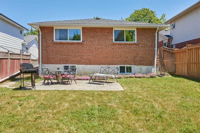 main - 202 Lorindale Dr, House detached with 3 bedrooms, 1 bathrooms and 3 parking in Oshawa ON | Image 19