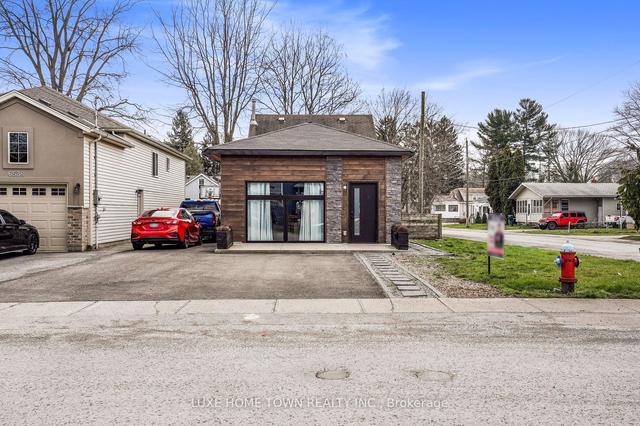 6546 Ash St S, House detached with 3 bedrooms, 2 bathrooms and 5 parking in Niagara Falls ON | Image 12