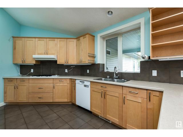 52038 Rge Rd 225, House detached with 5 bedrooms, 3 bathrooms and null parking in Strathcona County AB | Image 11