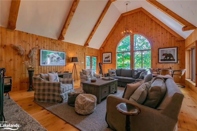 1030 Thompson Lane, House detached with 6 bedrooms, 3 bathrooms and 8 parking in Lake of Bays ON | Image 19