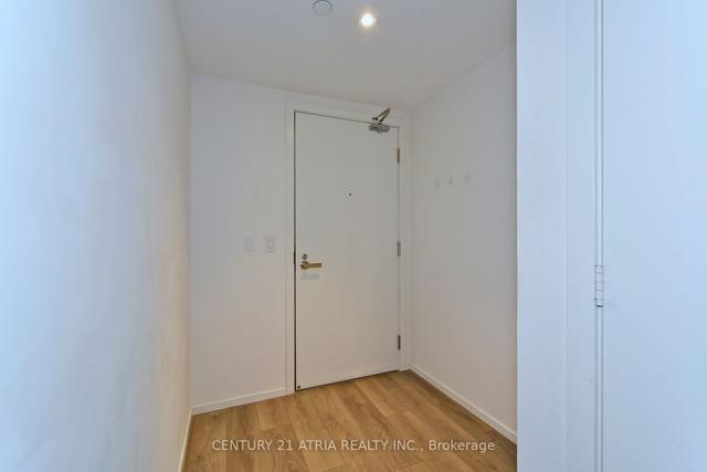 701 - 159 Dundas St E, Condo with 2 bedrooms, 2 bathrooms and 0 parking in Toronto ON | Image 2
