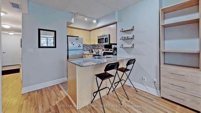 809 - 8 Scollard St, Condo with 0 bedrooms, 1 bathrooms and 0 parking in Toronto ON | Image 10