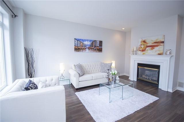 94 Irish Rose Dr, House attached with 3 bedrooms, 4 bathrooms and 1 parking in Markham ON | Image 7