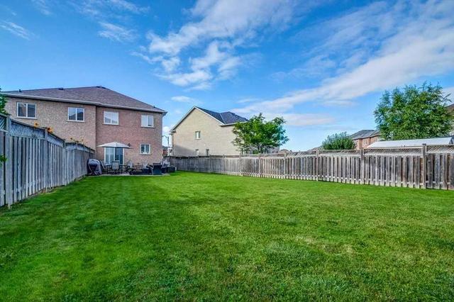 855 Fable Cres, House semidetached with 3 bedrooms, 3 bathrooms and 2 parking in Mississauga ON | Image 20