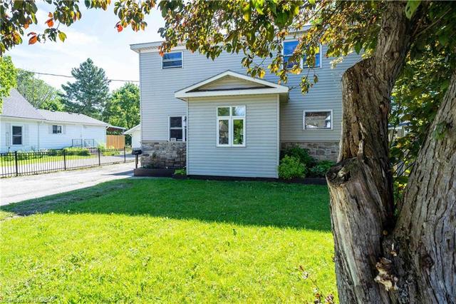 1661 8th Avenue E, House detached with 3 bedrooms, 1 bathrooms and 4 parking in Owen Sound ON | Image 14