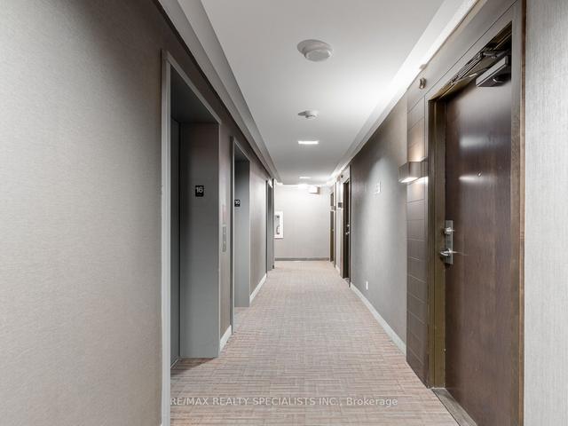 215 Sherway Garden Rd, Condo with 1 bedrooms, 6 bathrooms and 1 parking in Toronto ON | Image 3