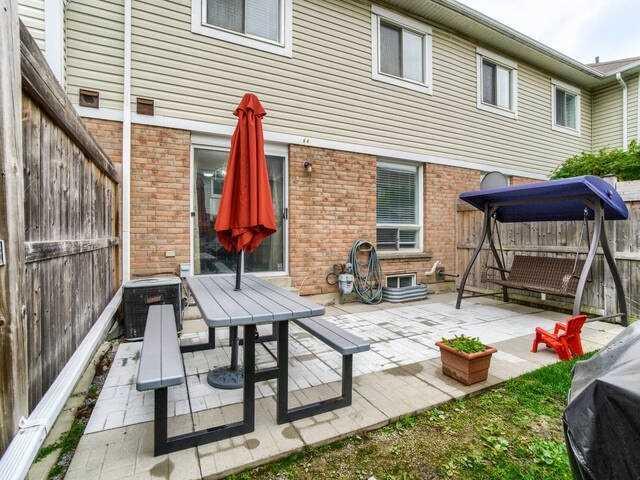 64 Brisbane Crt, Townhouse with 3 bedrooms, 3 bathrooms and 2 parking in Brampton ON | Image 29