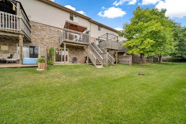 13 - 31 Schroder Cres, Townhouse with 3 bedrooms, 3 bathrooms and 2 parking in Guelph ON | Image 33