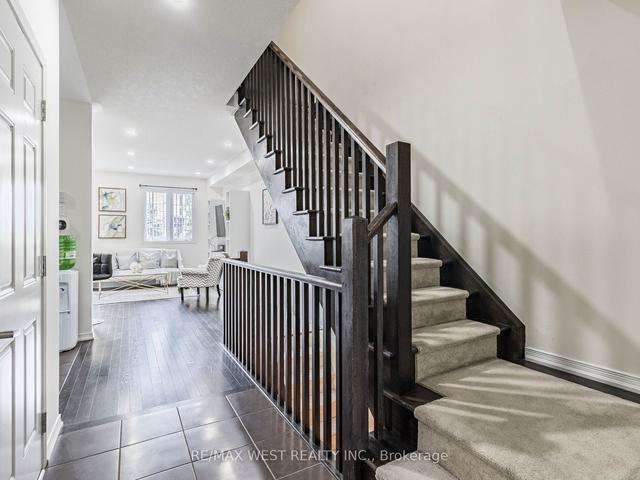 50 Honeyview Tr, House attached with 3 bedrooms, 4 bathrooms and 3 parking in Brampton ON | Image 30