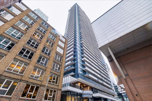 4302 - 38 Widmer St, Condo with 2 bedrooms, 2 bathrooms and 0 parking in Toronto ON | Image 12