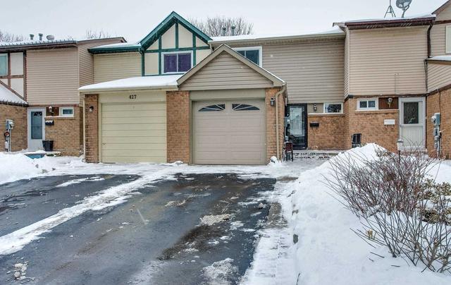 425 Dickens Dr, House attached with 3 bedrooms, 2 bathrooms and 3 parking in Oshawa ON | Image 1