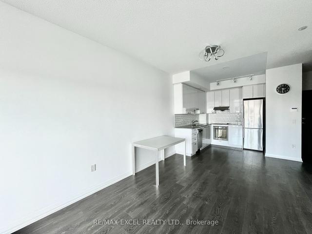 527 - 50 Ann O'reilly Rd, Condo with 1 bedrooms, 1 bathrooms and 1 parking in Toronto ON | Image 12