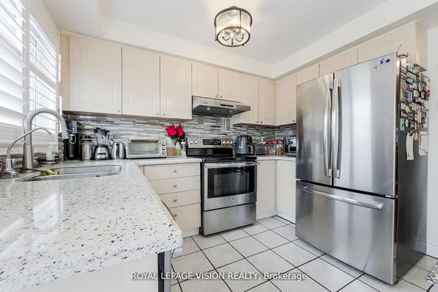 53 Hobson Ave E, House attached with 3 bedrooms, 4 bathrooms and 2 parking in Toronto ON | Image 20